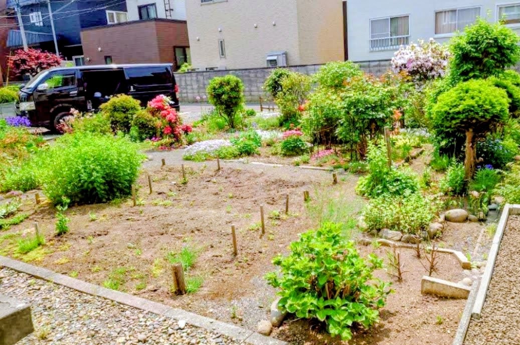 中央区　防球ネット施工及び人工芝敷設